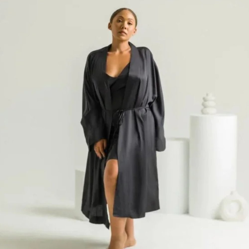 Ettitude NWT Bamboo Sateen Robe in Onyx/Black Plus XXL